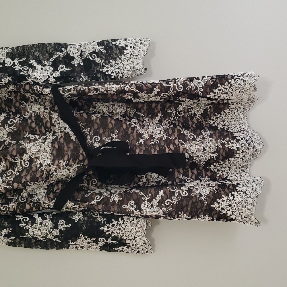 ANTONIO MELANI NWT Holly Floral Lace Dress 14 Black White Long Sleeves Classic - Picture 4 of 16